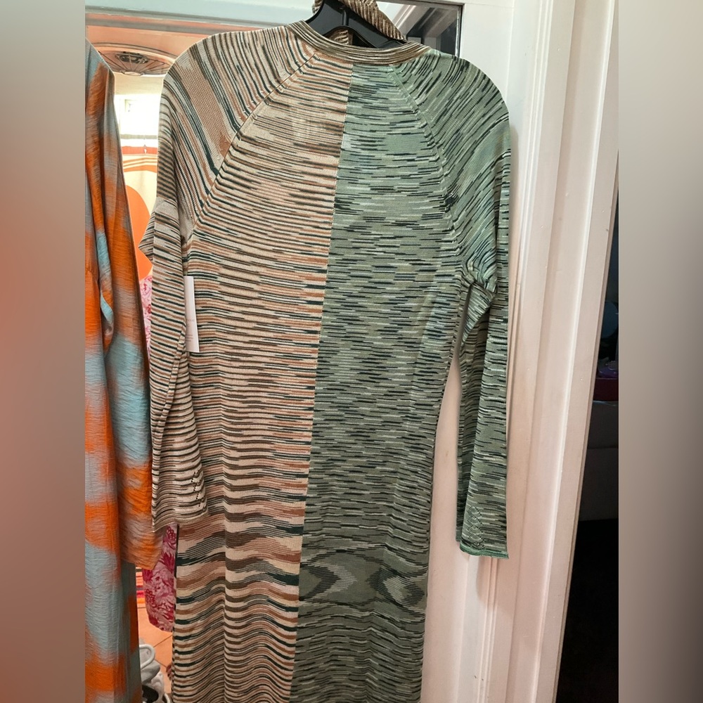 Kinga Csilla. Aussie’s favorite design. Rayon L/S Maxi knit. Greens, Browns. - Picture 6 of 8